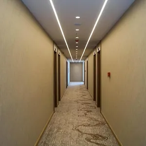 Hotel Red Hill, Tirana